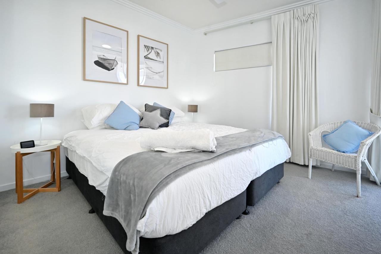 Pumicestone Blue Caloundra Exterior foto